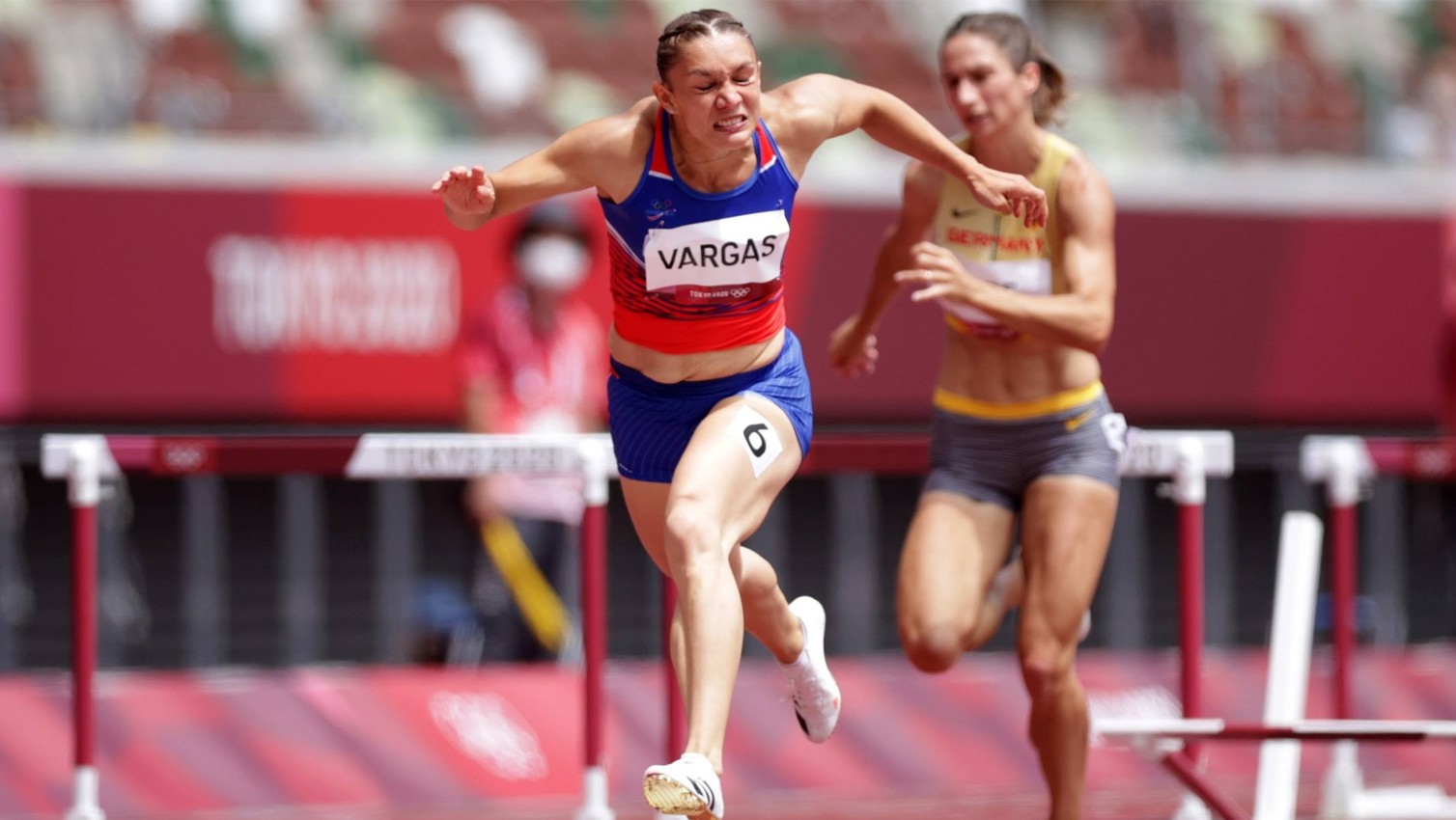 Andrea Vargas rompe récord nacional de 60 metros vallas como preparación para el mundial en Serbia