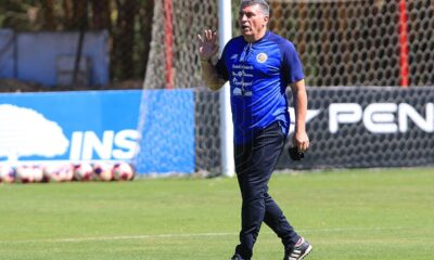 Suárez sobre fogueos de setiembre: “No dejo de lado posibilidad de ver nuevos jugadores”
