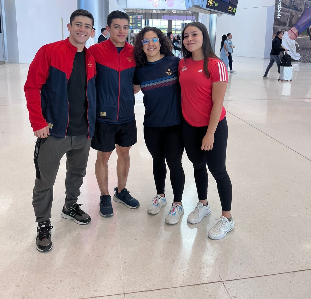 Ticos rumbo a Venezuela para participar en el Campeonato Panamericano de Halterofilia