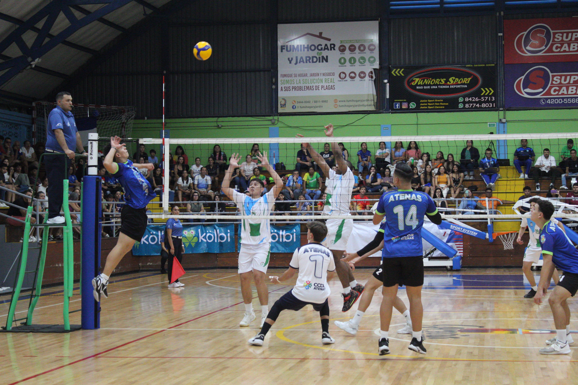 Campeón defensor sufrió en arranque del voleibol masculino en JDN