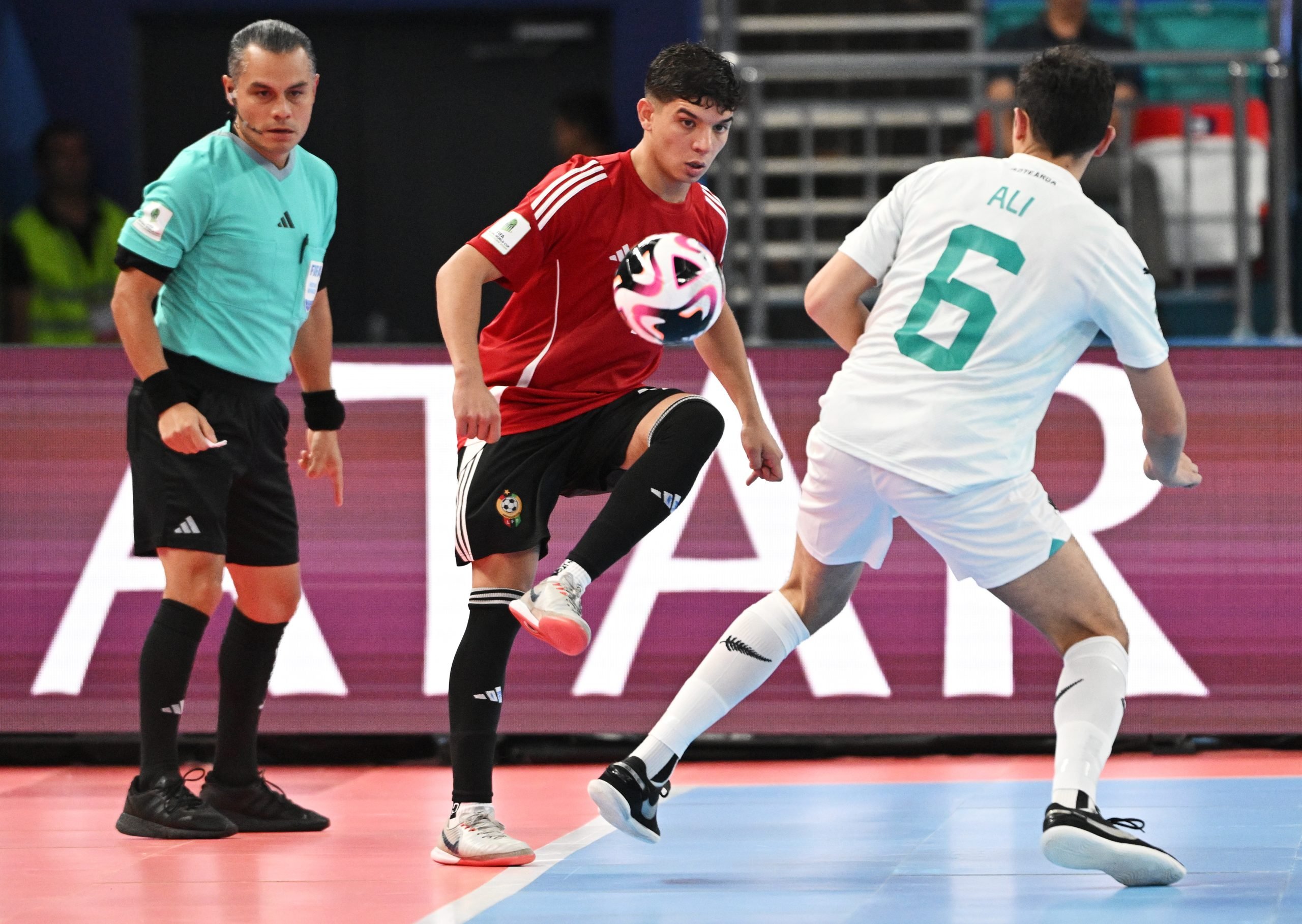 Diego Molina: El único árbitro tico que nos representa en el Mundial de Futsal
