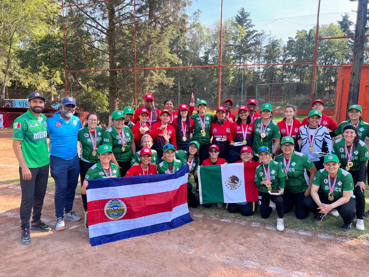 Costa Rica se deja el premio a la mejor bateadora  y fielder de la Serie Bilateral Centroamericana