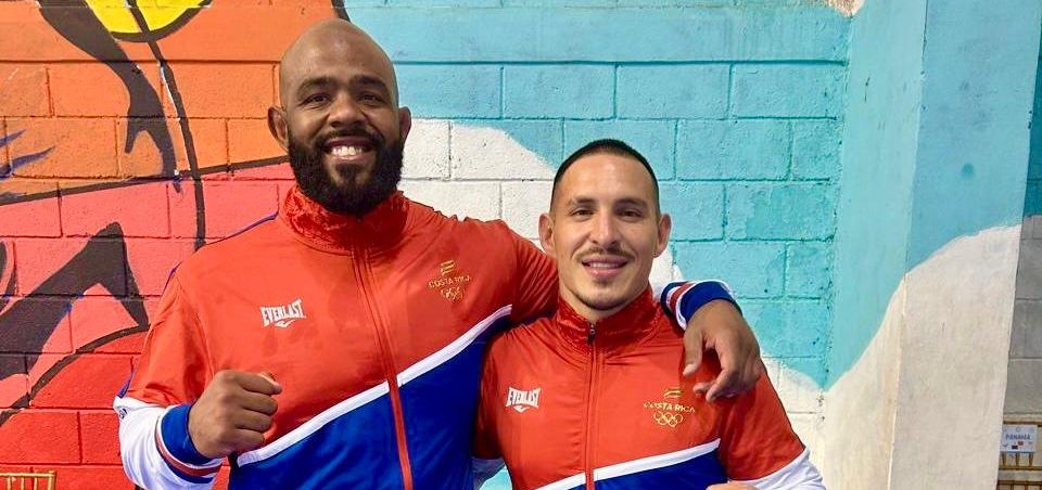 Maxwell Lacey conquista el oro en lucha libre en los Juegos Centroamericanos Guatemala 2025