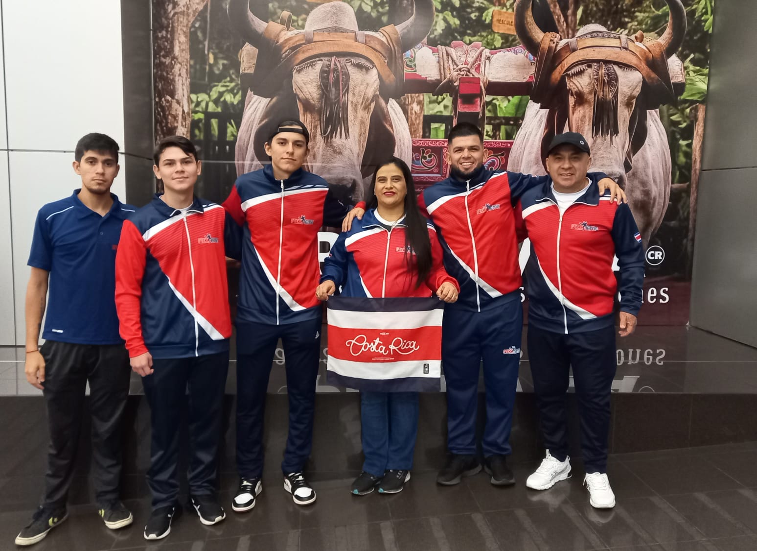 La Selección Mayor masculina de Tenis de Mesa viajó al Panamericano en Cuba