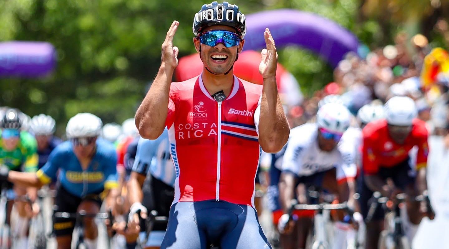 Costa Rica asegura seis plazas en ciclismo de ruta para JCCA 2026 tras destacado resultado de Jason Huertas