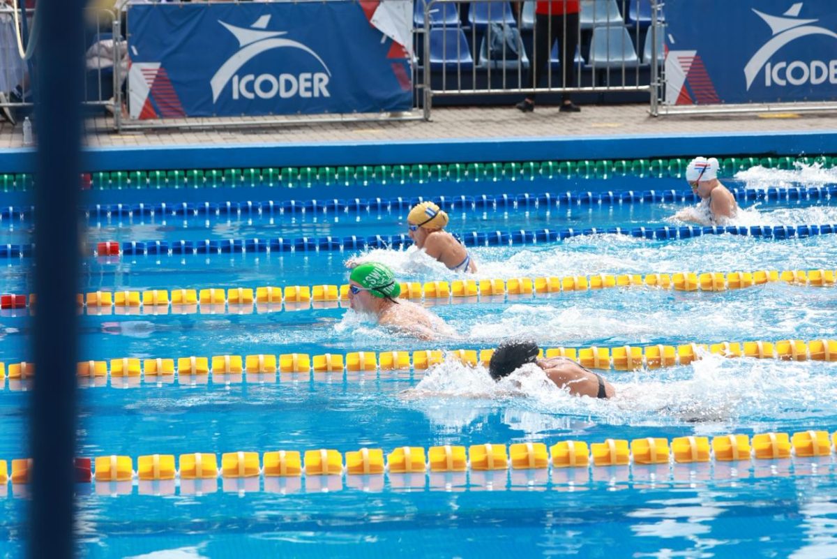 NATACIÓN CERRÓ CON COSTA RICA AL FRENTE