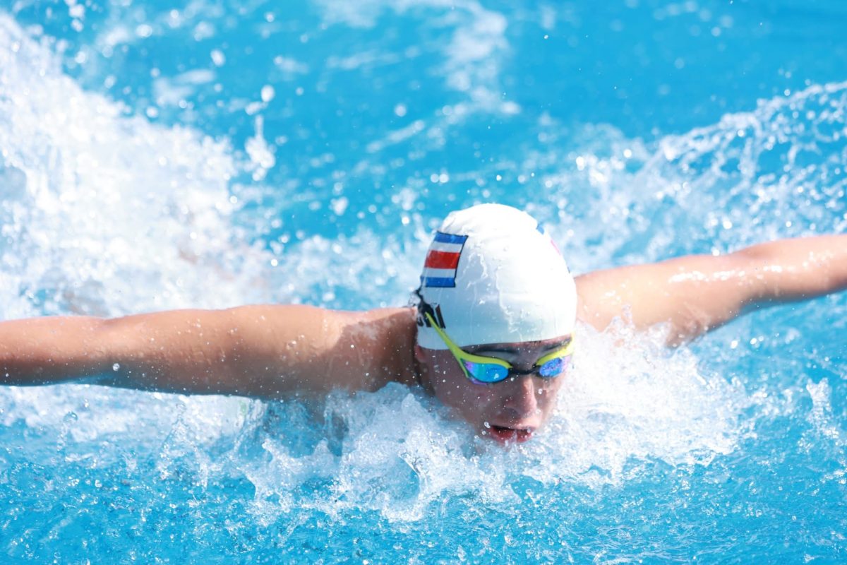 COSTA RICA ANIMA LA FIESTA EN EL AGUA