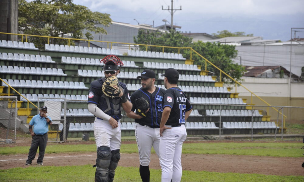 Aquaworks blanquea 11-0 a Dantos y cierra con fuerza la etapa clasificatoria de la Liga Mayor